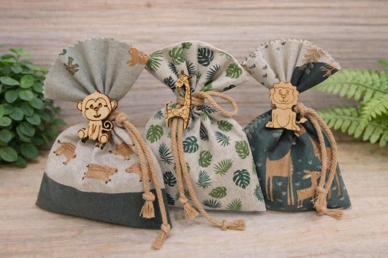 Μπομπονιέρα βάφτισης πουγκί ζωάκια ΚΩΔ ΜΠΒ90